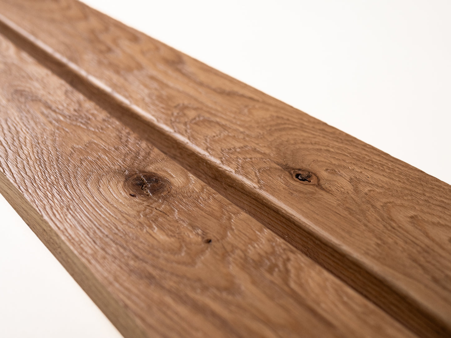 Solid Skirting Board Oak Rustic, 18x70x2000mm with radius, matte lacquered, without filling, brushed