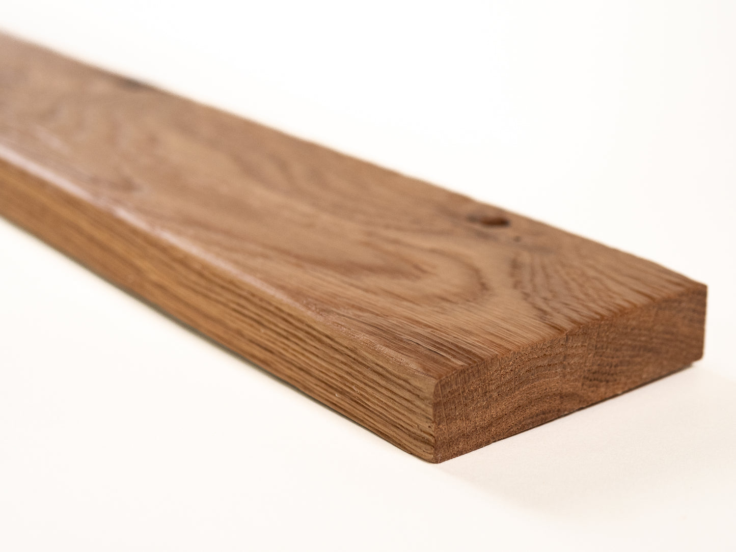 Solid Skirting Board Oak Rustic, 18x70x2000mm with radius, matte lacquered, without filling, brushed