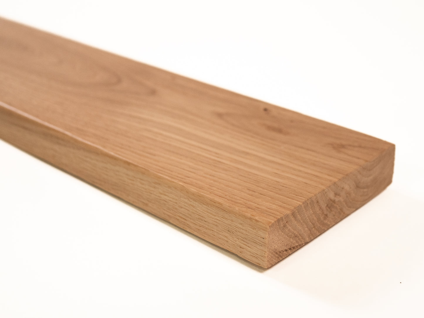 Solid Skirting Board Oak Rustic, 18x70x2000mm with radius, matte lacquered, filled