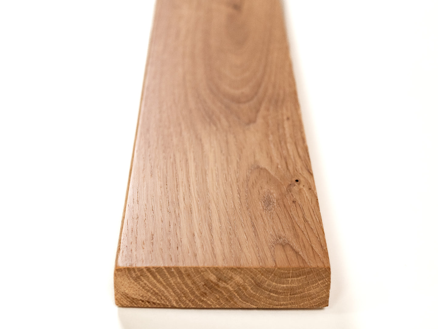 Solid Skirting Board Oak Rustic, 18x70x2000mm with radius, matte lacquered, filled
