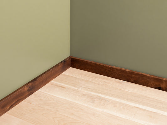 Solid Skirting Board Smoked Oak Rustic, 18x70x2000mm with radius, Natural oil, filled