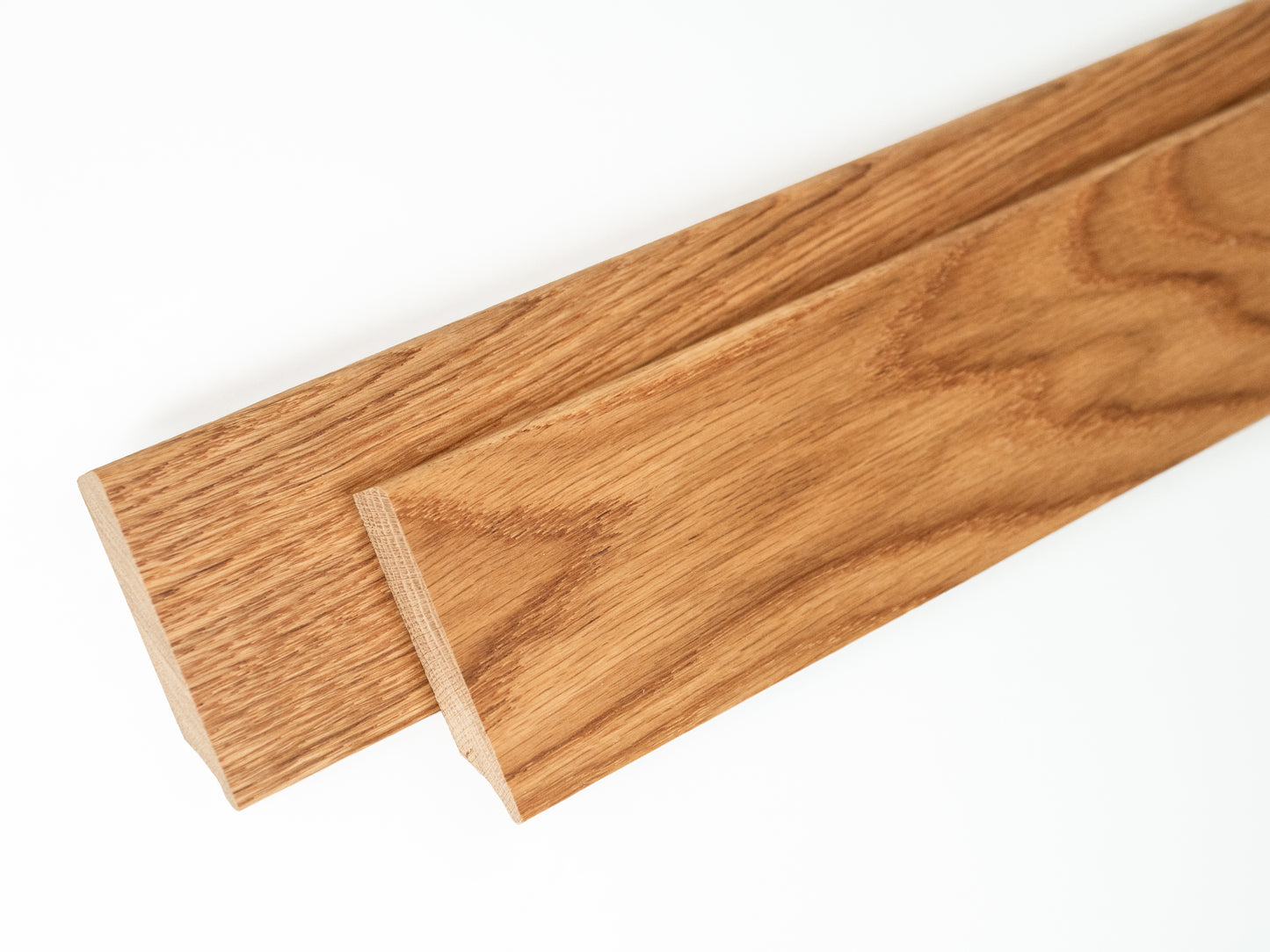 Solid Skirting Board Oak A/B 18x70mm matte lacquered 0,8-1,8m with radius 5mm