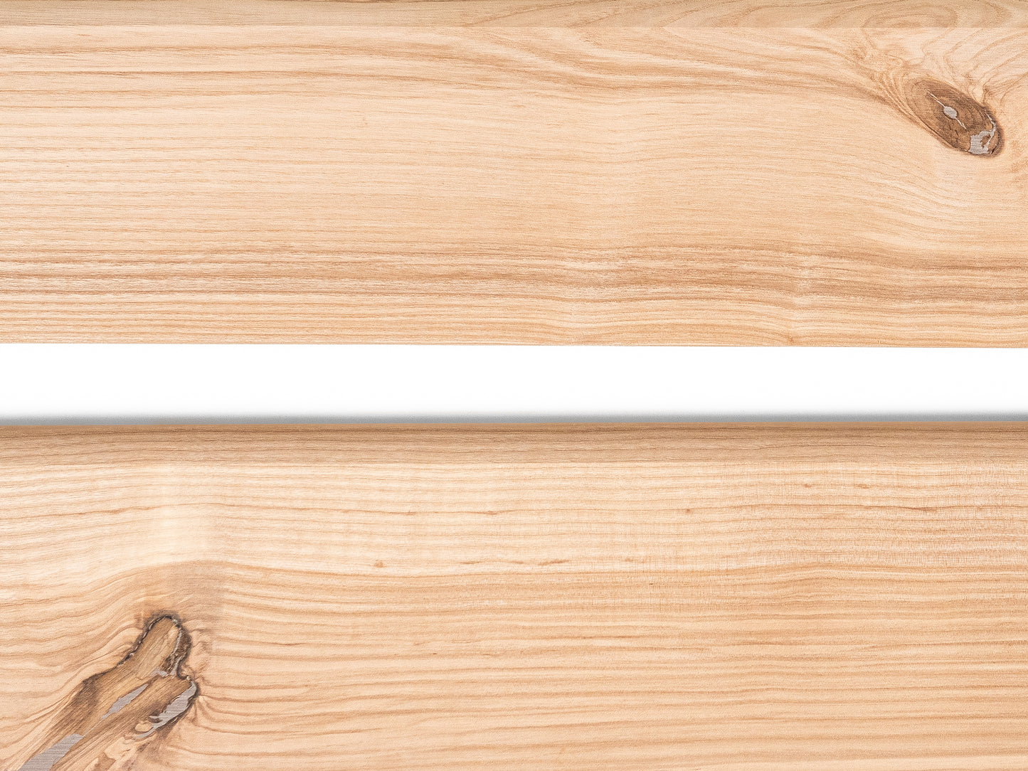 Plinthes massives en frêne rustique 24 x 100 mm non fini 2000 mm avec rayon de 20 mm rempli