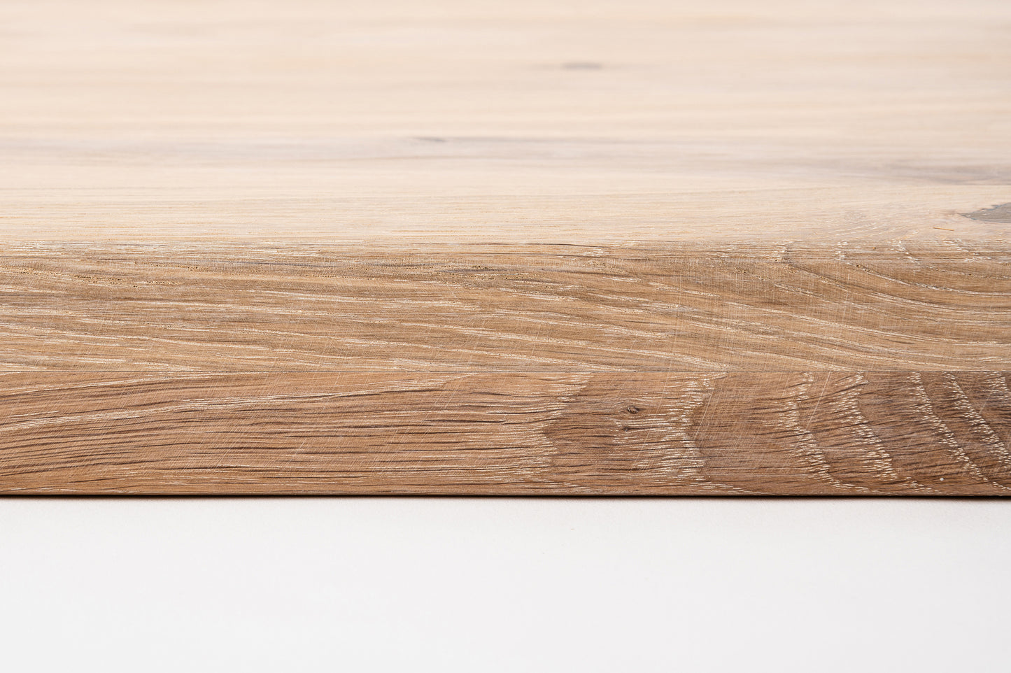 Etagère Giron d'escalier Elévateur Appui de fenêtre Chêne rustique, lamelles aboutées, 40 mm, 2 couches, Huile blanche