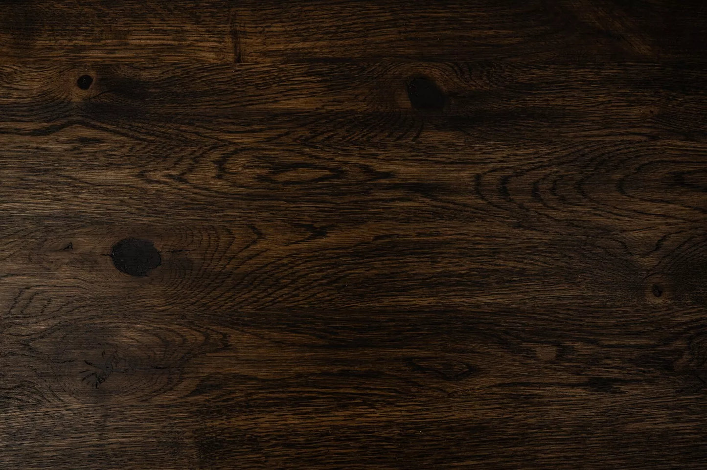 Marche d'escalier Appui de fenêtre avec surplomb Chêne rustique, lamelles pleines, 16 mm, huilé noir