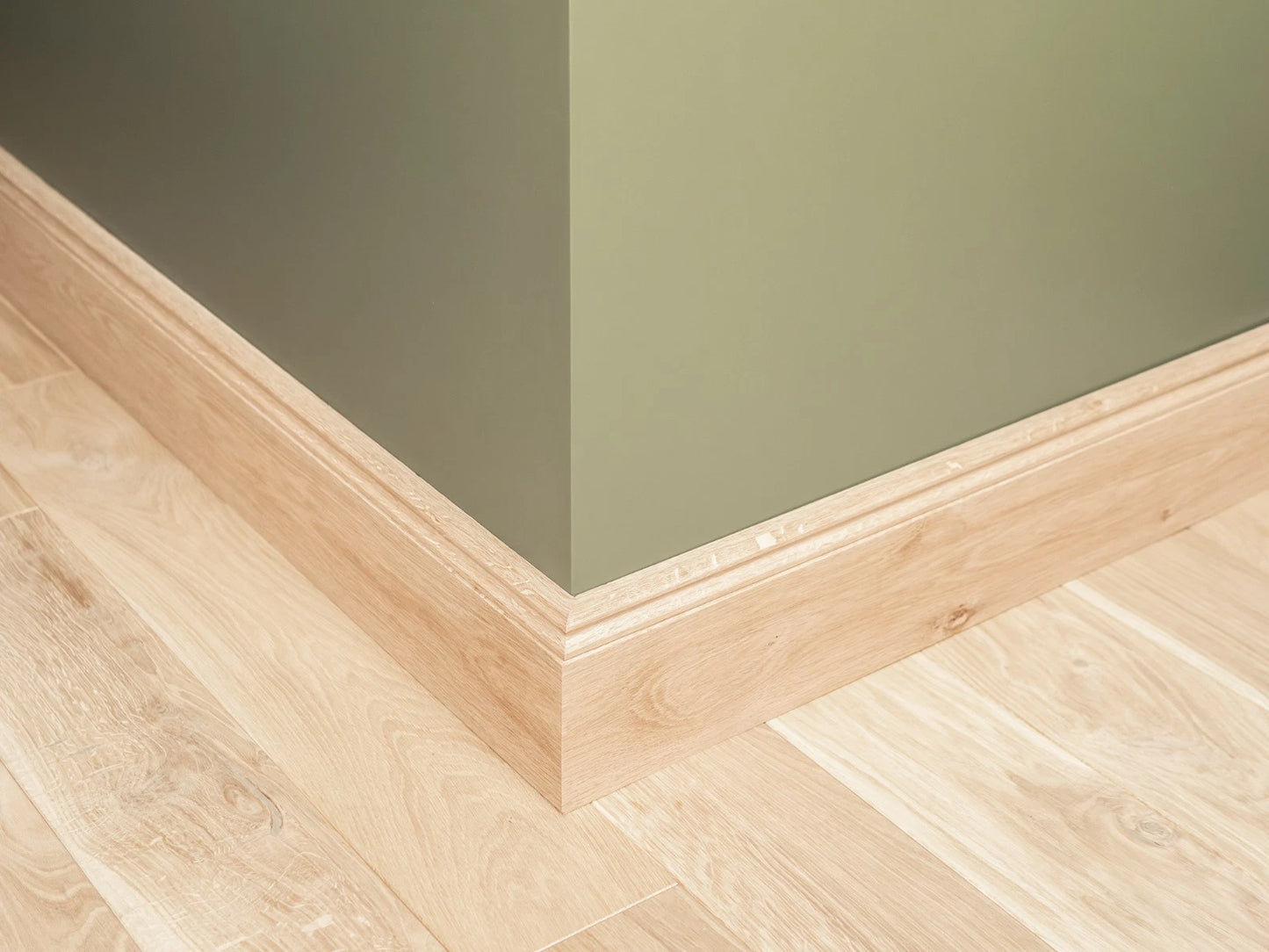 Solid Skirting Board Oak A/B 20x110mm Hard wax oil Natural white 1,5-2,5m Hamburg Profile