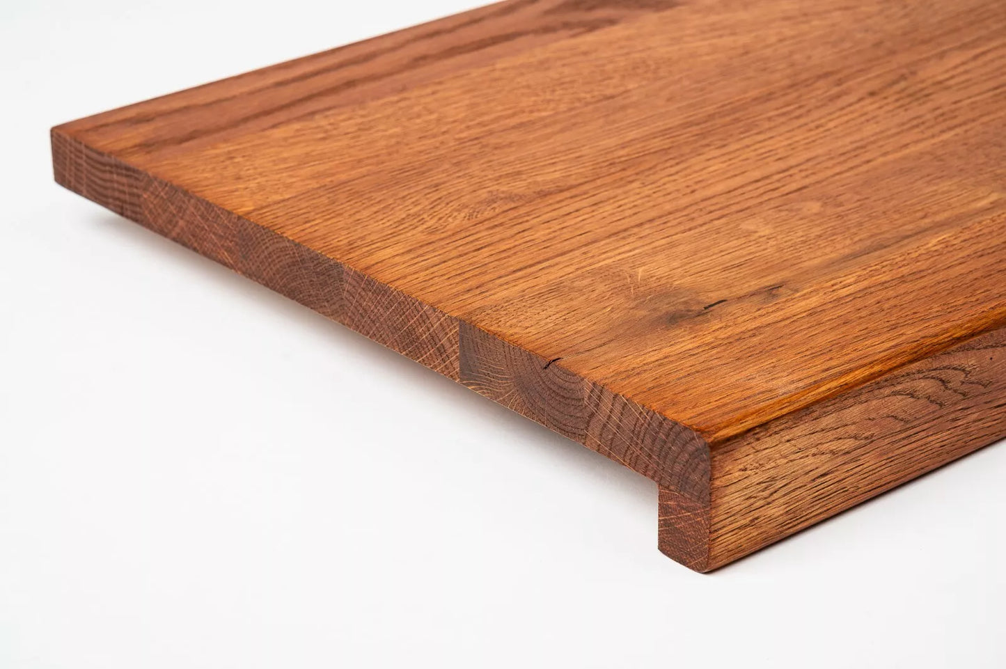 Marche d'escalier Appui de fenêtre avec surplomb Chêne rustique, lamelles pleines, 20 mm, huilé cerisier