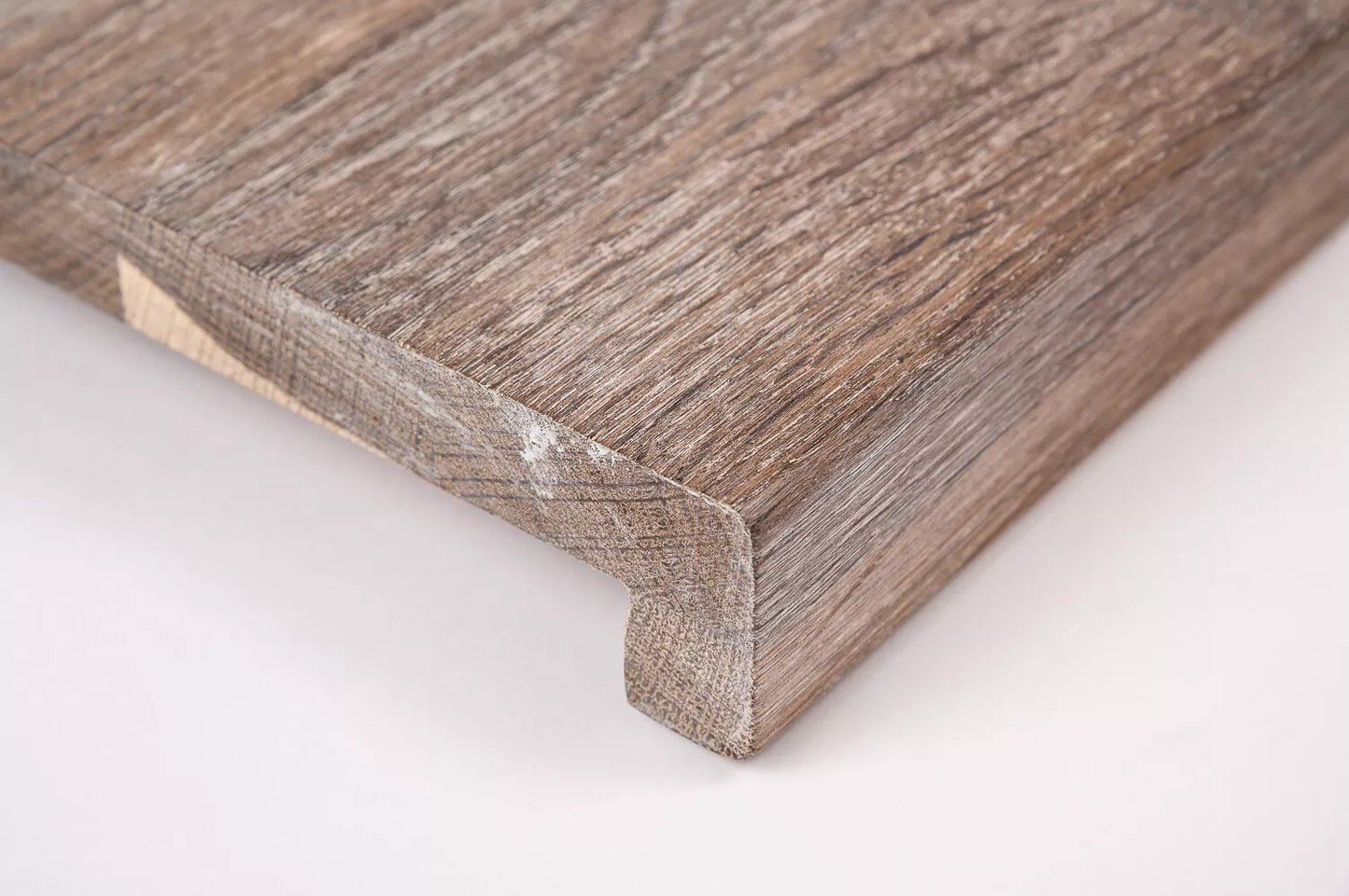 Marches d'escalier Appui de fenêtre avec surplomb Chêne fumé Rustique, lamelles aboutées, 20 mm, Huile blanche
