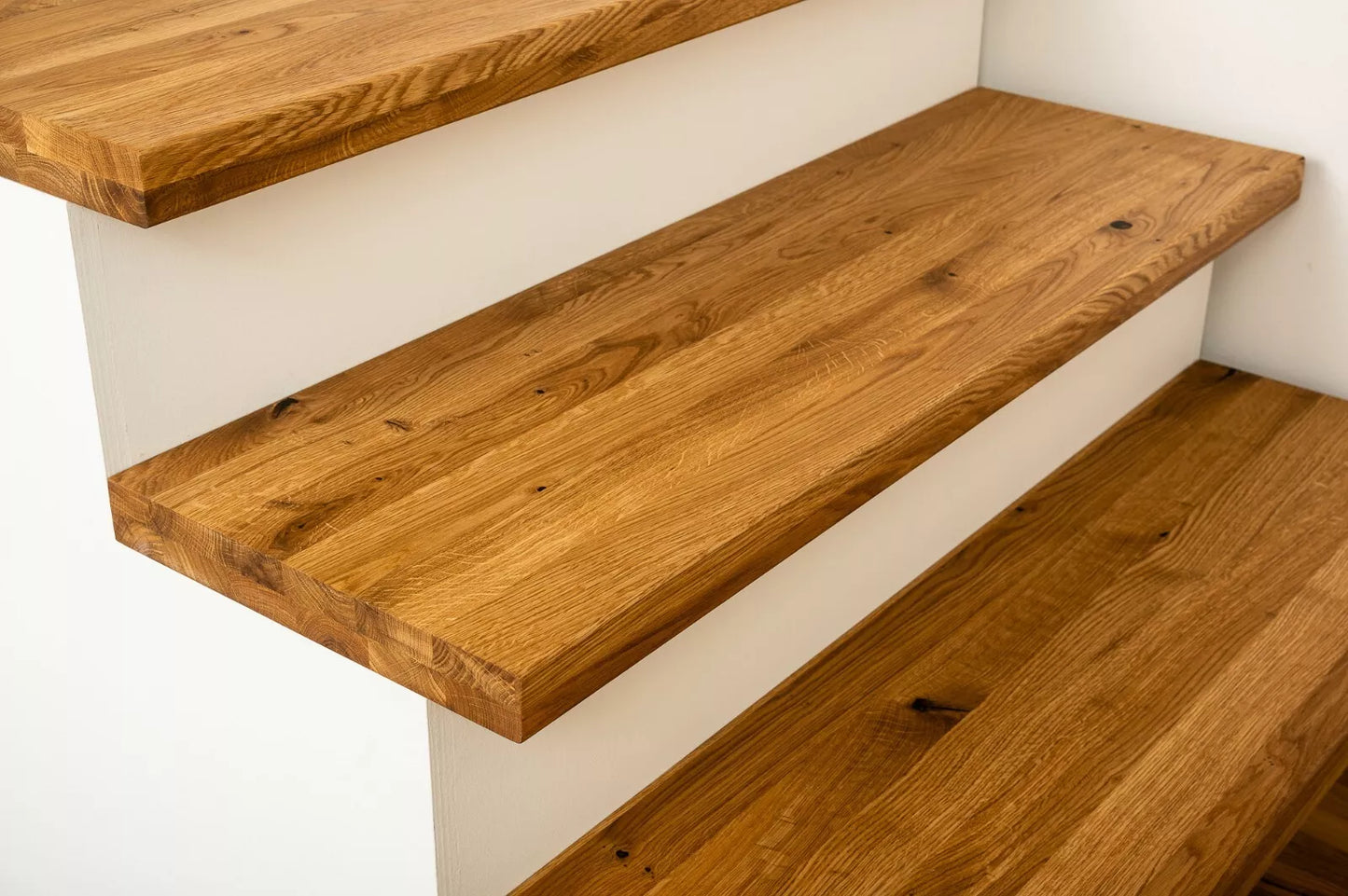 Etagère Marche d'escalier contremarche Appui de fenêtre Chêne rustique, lamelles entières, 40 mm, 2 plis, Huile naturelle