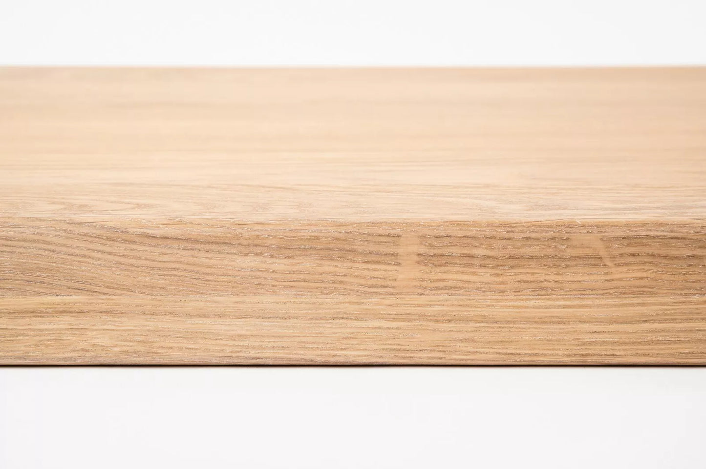 Stair tread Windowsill with overhang Oak A/B, full stave lamellas, 16 mm, White oil