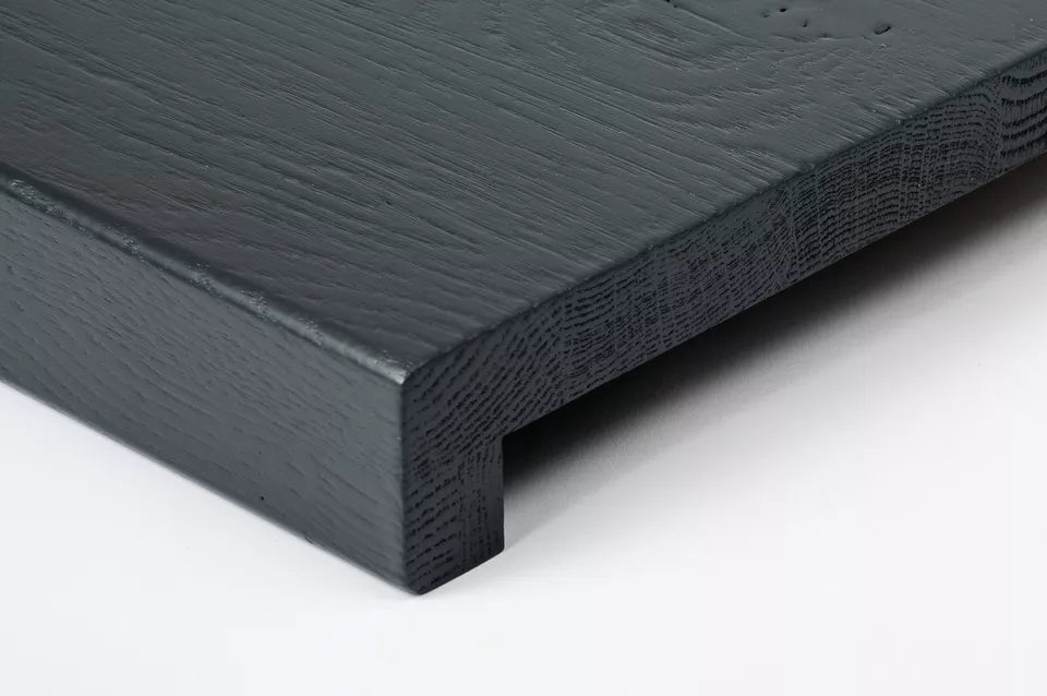 Marche d'escalier Appui de fenêtre avec surplomb Chêne rustique, lamelles pleines, 16 mm, brossé, laqué gris anthracite (RAL7016)