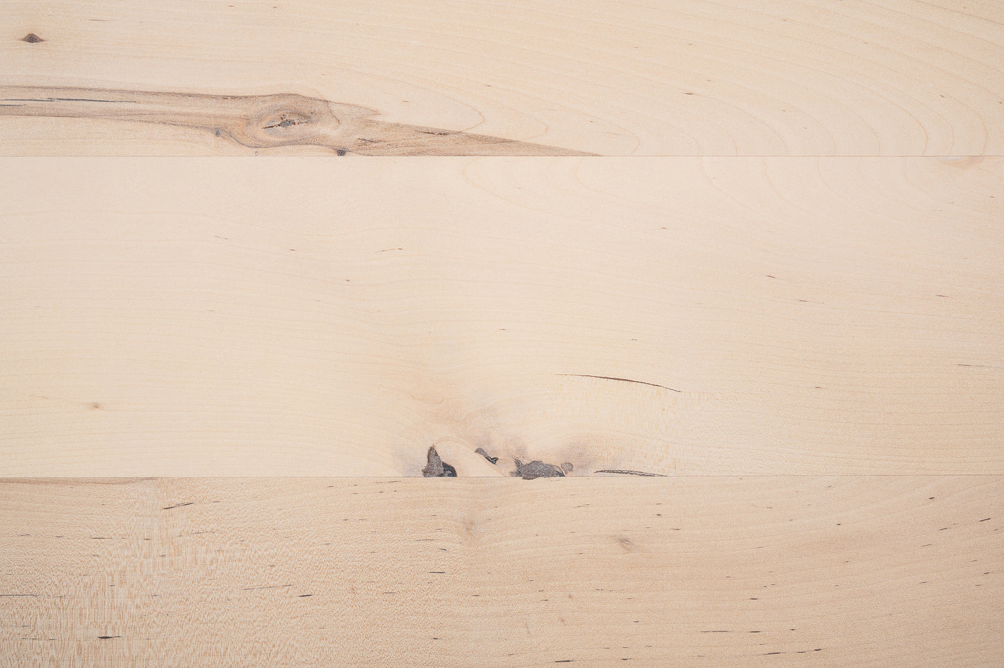 Marche d'escalier Appui de fenêtre avec surplomb Bouleau Rustique, lamelles entières, 20 mm, huile blanche craie