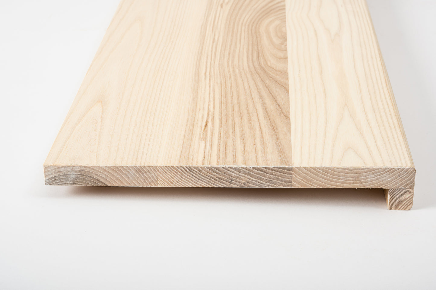 Stair tread Windowsill with overhang Ash A/B, full stave lamellas, 20 mm, White oil