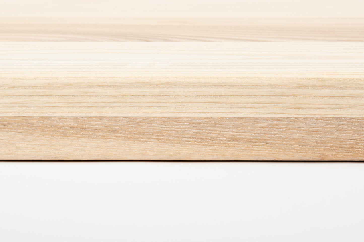 Stair tread Windowsill with overhang Ash A/B, full stave lamellas, 20 mm, White oil