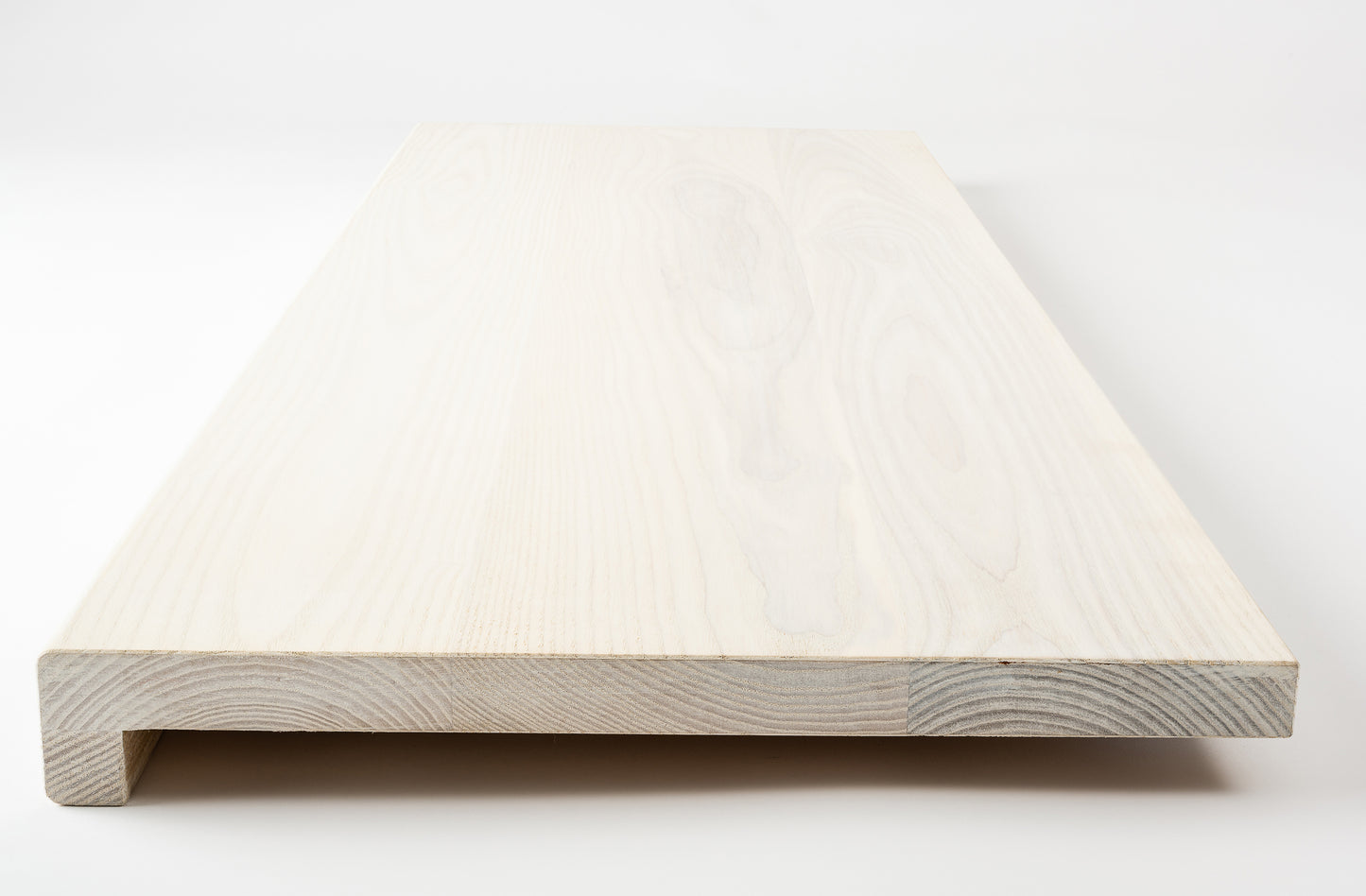 Stair tread Windowsill with overhang Ash A/B, full stave lamellas, 20 mm, Brushed, Chalked white oil