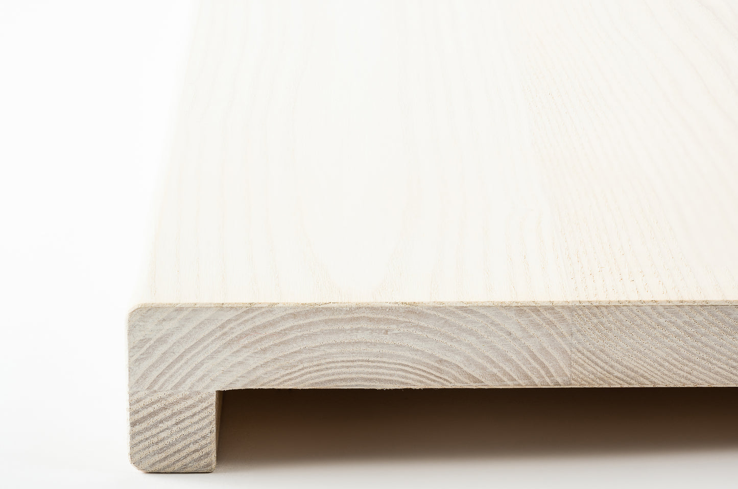 Stair tread Windowsill with overhang Ash A/B, full stave lamellas, 20 mm, Brushed, Chalked white oil
