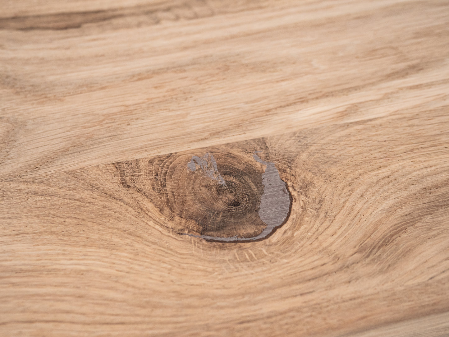 Stair tread Windowsill with overhang Oak Rustic, full stave lamellas, 16 mm, Unfinished