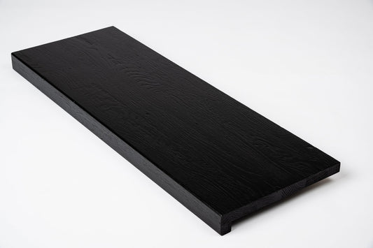 Marches d'escalier Appui de fenêtre avec surplomb Chêne A/B, lamelles aboutées, 26 mm, brossé, laqué noir graphite (RAL9011)