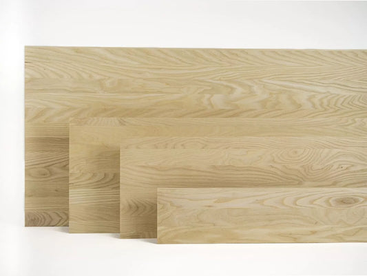 Panneau massif contrecollé DIY Frêne A/B, lamelles entières de largeur aléatoire, 26 mm