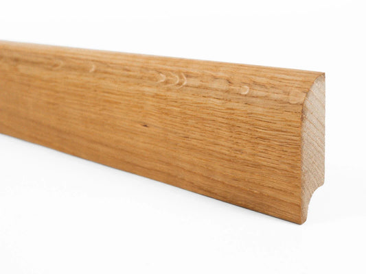 Plinthe massive Chêne A/B 20x70mm laqué mat 1,5-2,5m avec rayon 20mm