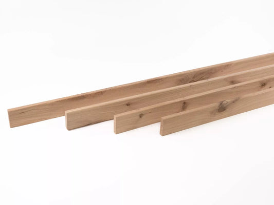 Plinthe massive Chêne rustique, 18x70x2000mm avec rayon, non fini, rempli