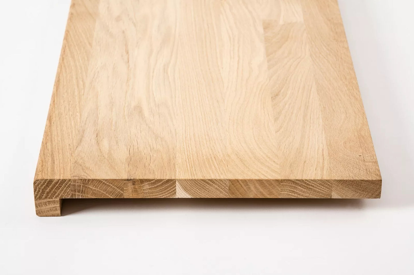 Stair tread Windowsill with overhang Oak A/B, full stave lamellas, 20 mm, Unfinished