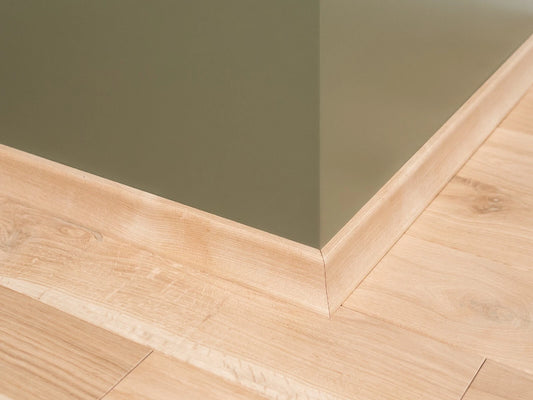 Plinthe massive Bouleau A/B 20x52 Huile de cire dure Blanc naturel 1,5-2,5m Courbe