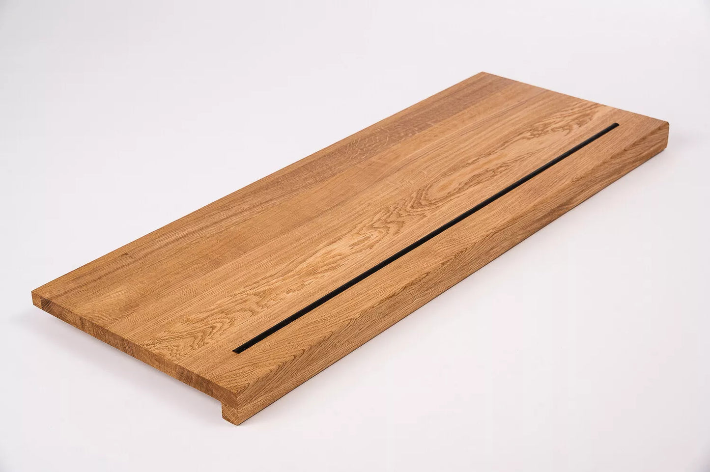 Marche d'escalier avec surplomb Chêne A/B, lamelles entières, 26 mm, huile de cire dure naturelle (incolore), avec rebord en caoutchouc antidérapant
