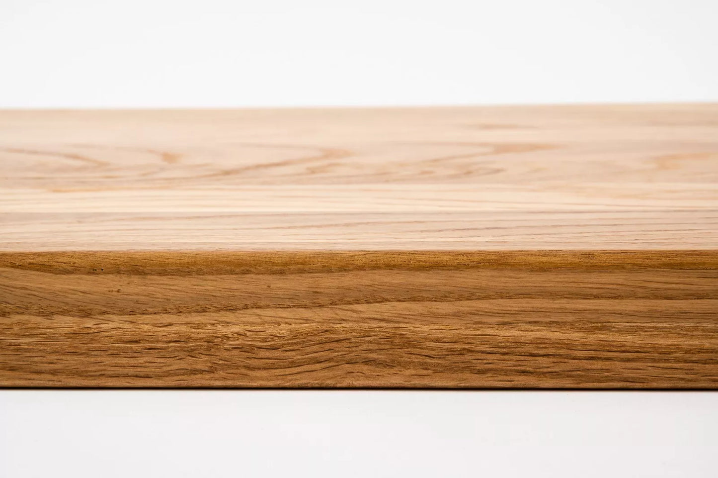 Stair tread Windowsill with overhang Oak A/B, full stave lamellas, 16 mm, Matte lacquered