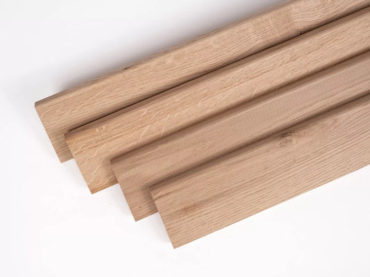 Plinthe massive Chêne rustique, 18x70x2000mm avec rayon, non fini, sans remplissage