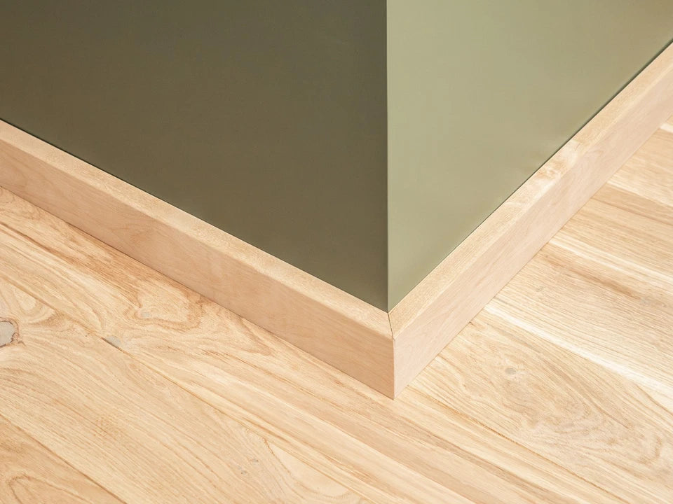 Solid Skirting Board Birch A/B 24x80mm Hard wax oil Natural white 2000 mm with radius 5mm