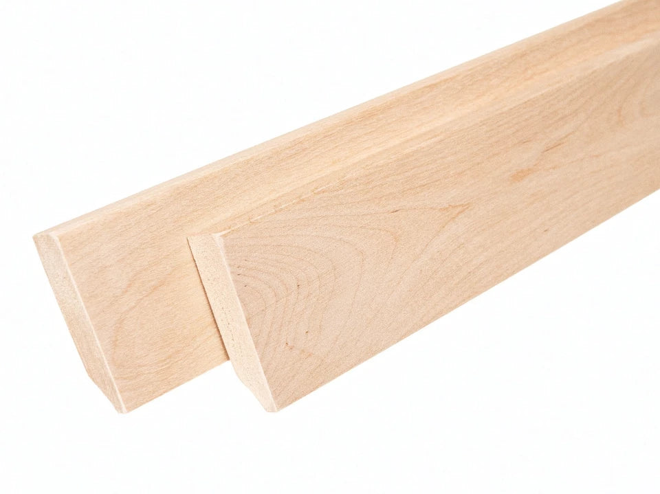 Plinthe en bouleau massif A/B 24 x 80 mm non fini 2000 mm avec rayon de 5 mm