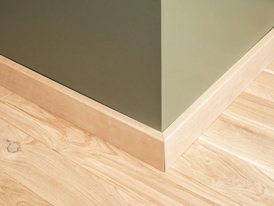 Solid Skirting Board Birch A/B 24x100mm unfinished 2000 mm with radius 5mm